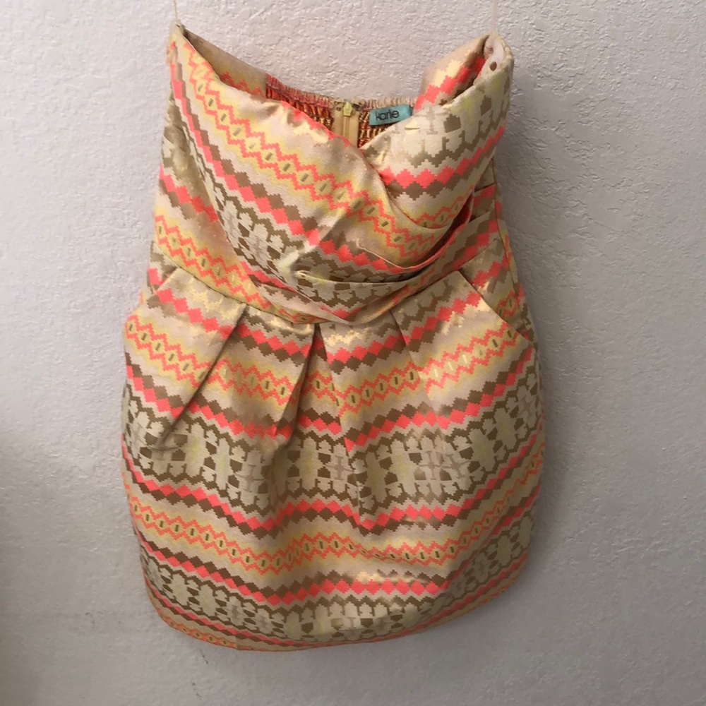 strapless dress